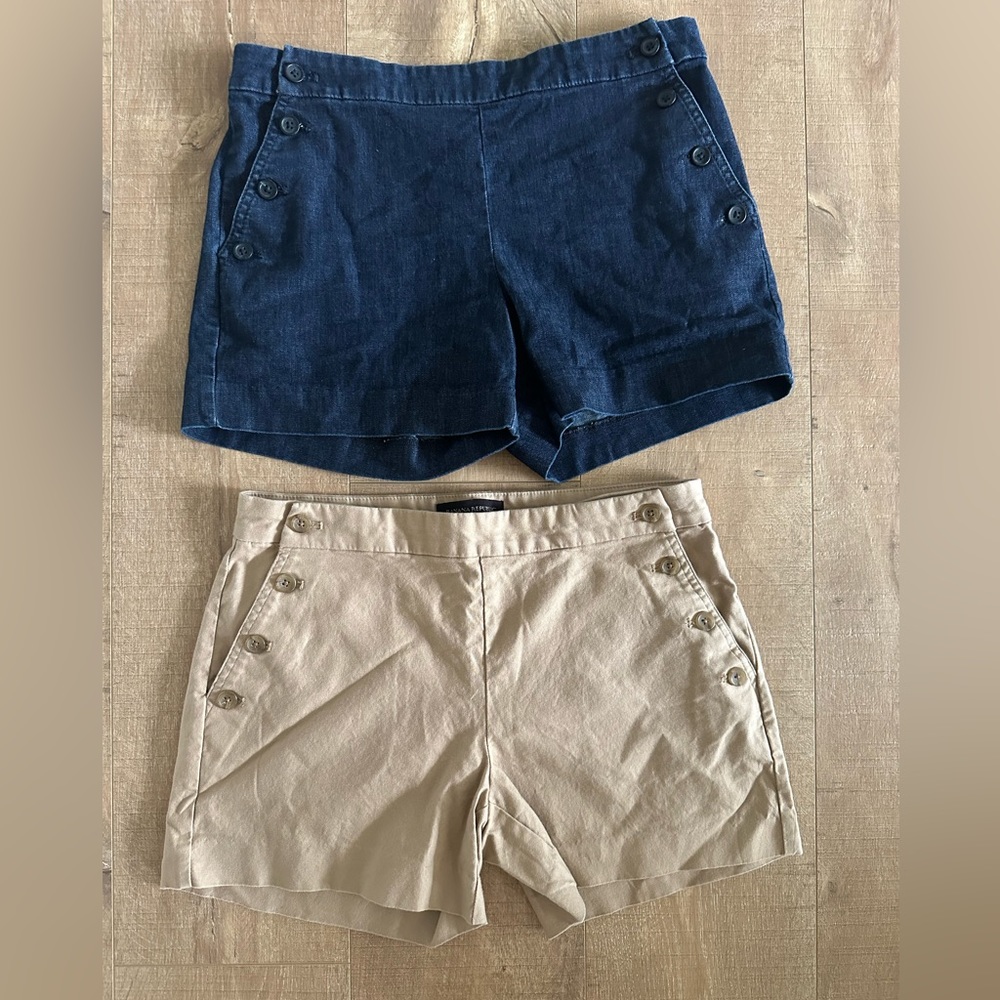 Banana Republic size 2 shorts.